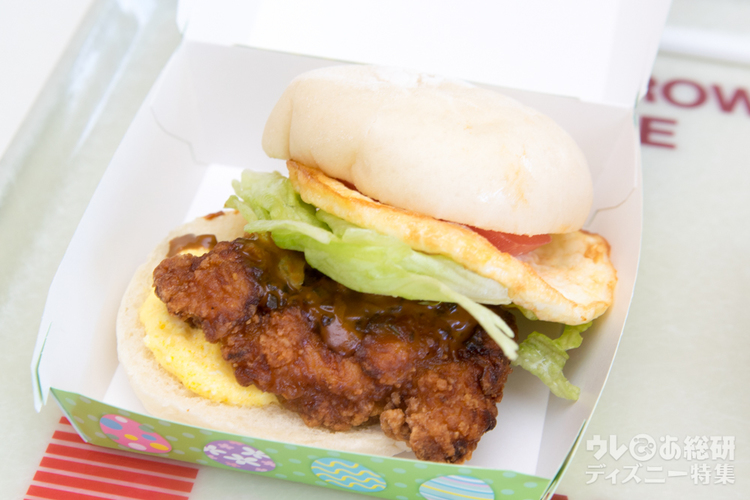 Tdl イースターの うさたま が可愛い リーズナブルな エッグ チキン竜田揚げサンド 写真 2 16 ディズニー特集 ウレぴあ総研