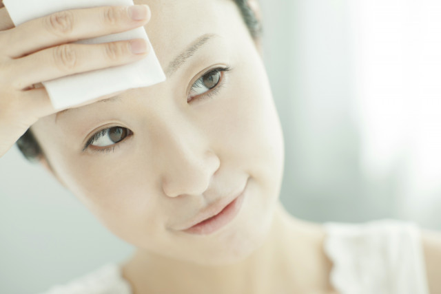 スキンケア どっちが正解 クレンジング 洗顔 化粧水の 本当に正しい使い方 2 2 Mimot ミモット