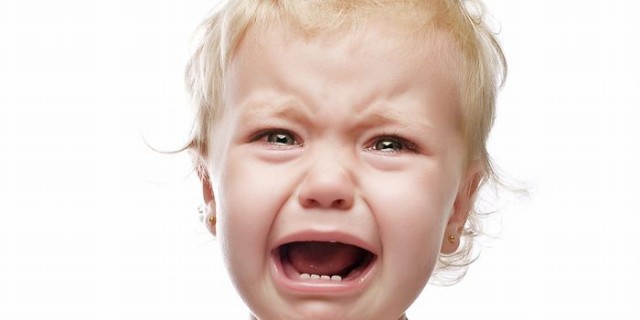場所見知り が激しい赤ちゃん 外出先での大泣きを一発で対処する方法とは 1 2 ハピママ
