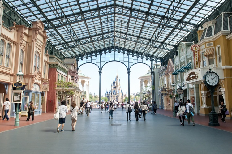 Tdl Tds 梅雨シーズンの東京ディズニーリゾートの楽しみ方 パーフェクトガイド 写真 23 23 ディズニー特集 ウレぴあ総研