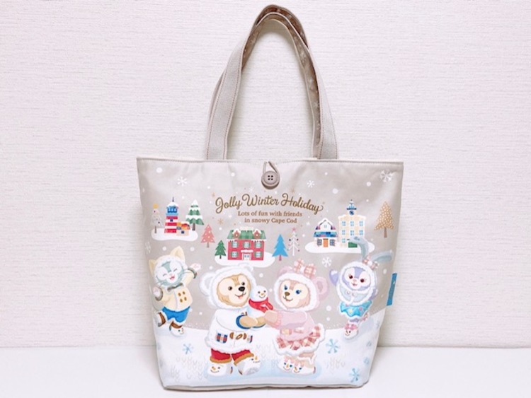 ダッフィー 新作トートはお得なリバーシブル 可愛いイラスト もこもこボア 冬中使える魅力をレポート 写真 14 18 ディズニー特集 ウレぴあ総研