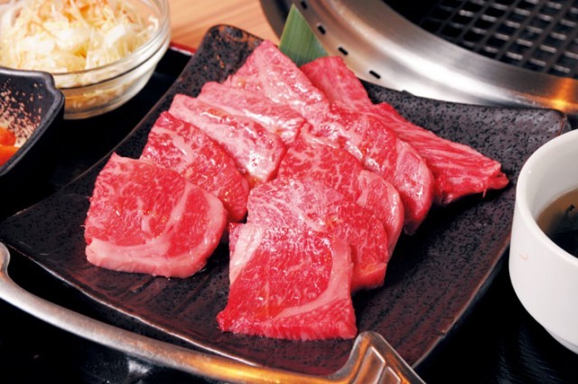 焼肉 食べ放題1000円以下 ハラミ絨毯 超コスパ 焼肉ランチ の名店 大阪 兵庫 2 3 うまい肉