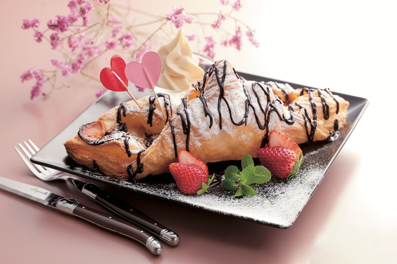 必見 焼肉店のスペシャルアップルパイ がガチクオリティ バレンタイン限定コースで提供 うまい肉