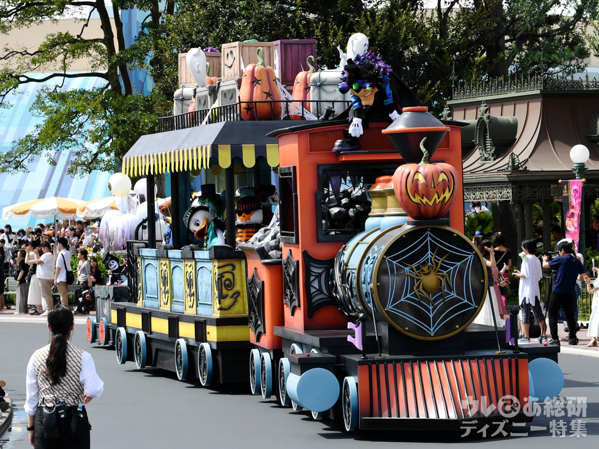 東京ディズニーランド で楽しむハロウィーン ミッキー フレンズがパレードに登場 1 2 ディズニー特集 ウレぴあ総研